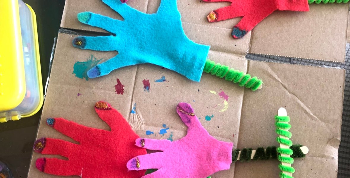 hand_Book_Mark_Mothers_Day